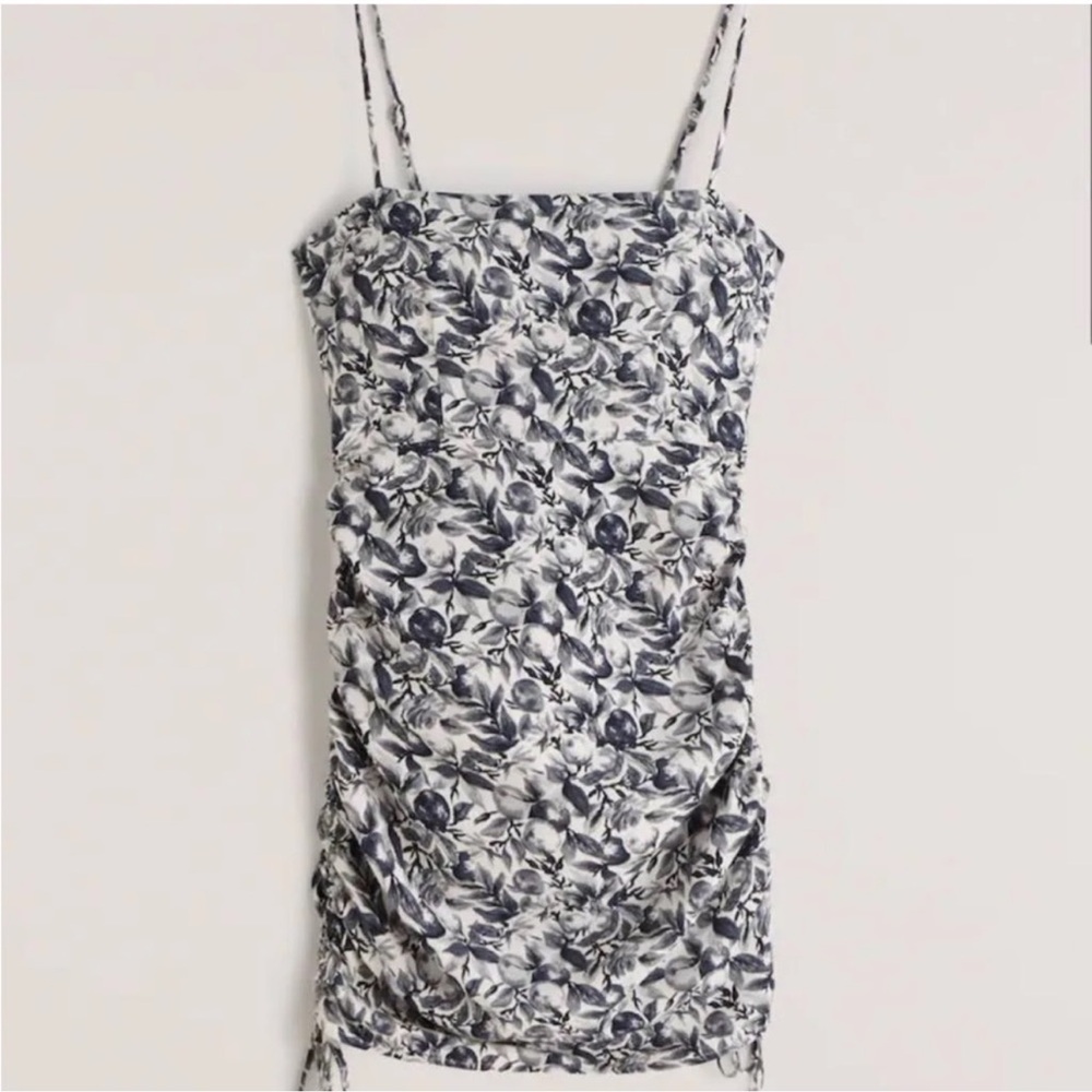 Abercrombie & Fitch Chic Blue and White Floral Dress